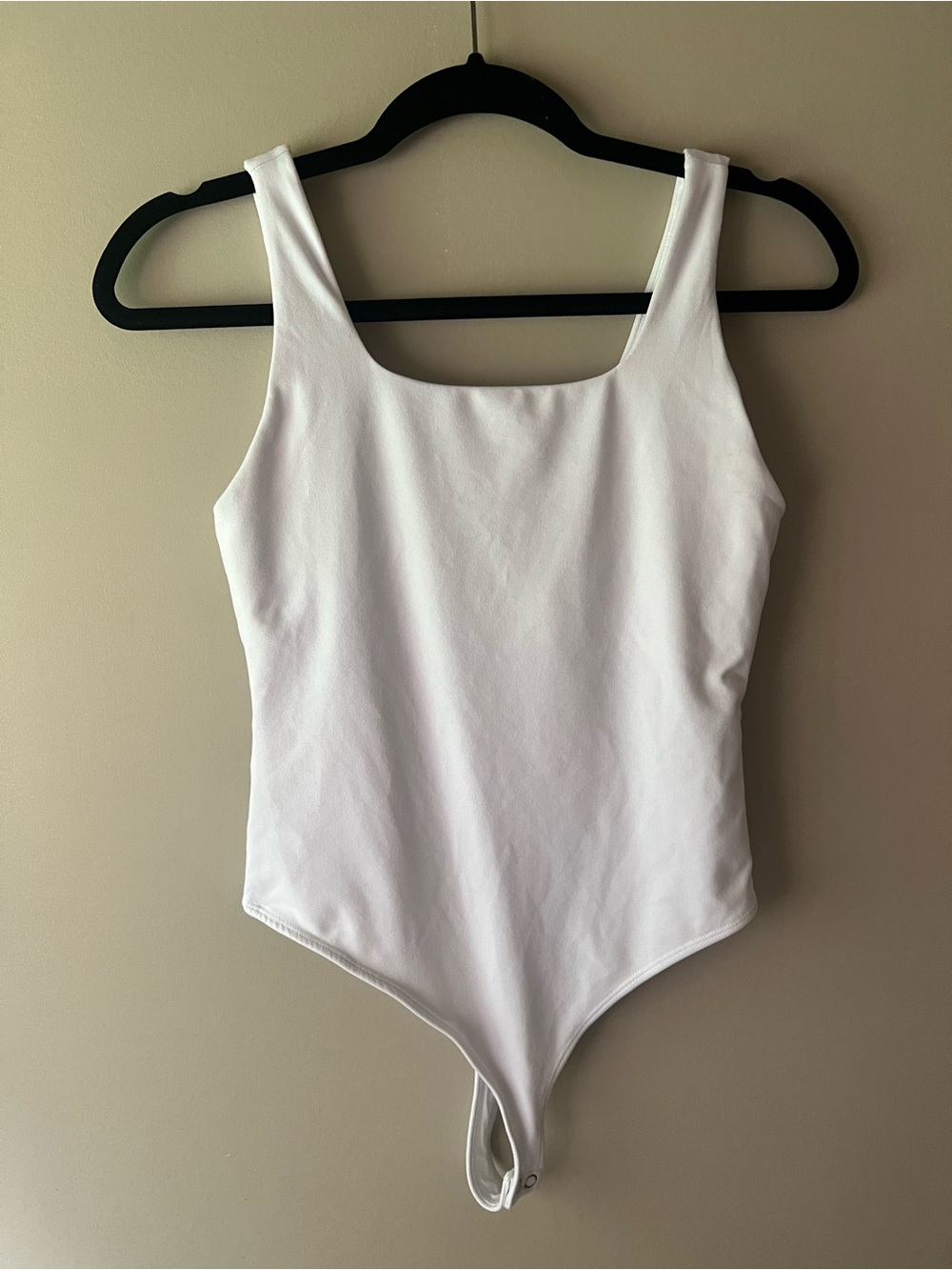 Good American White Square Scoop Bodysuit - Picture 1 of 7